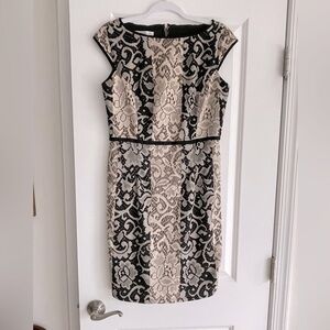 Maggie London, like new size 8 dress
